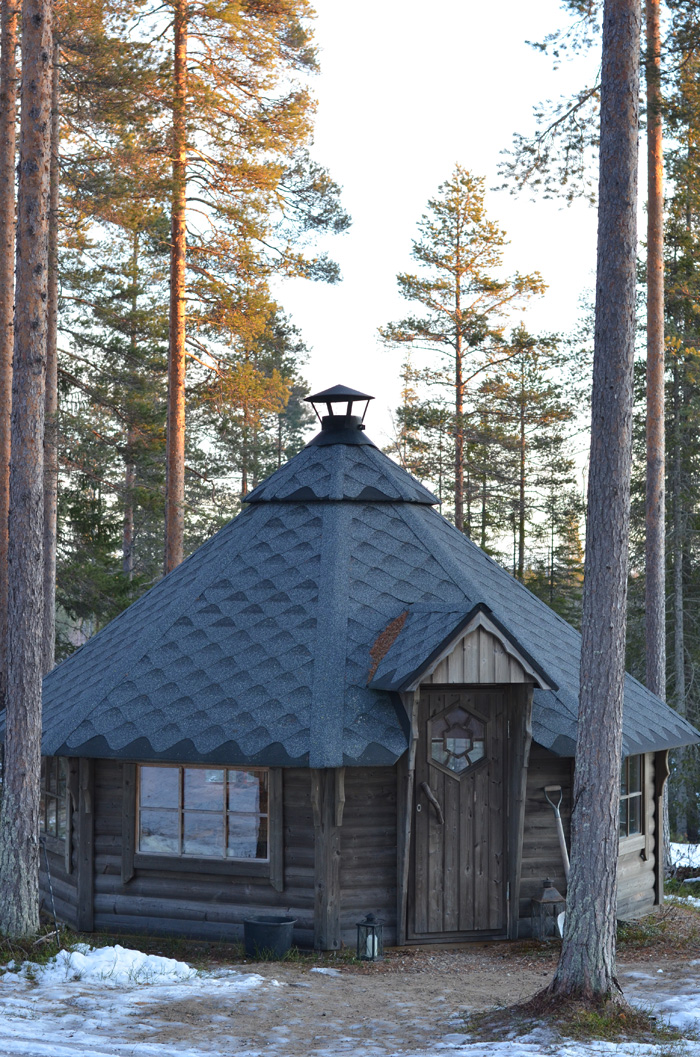 Grillkåta i skogen